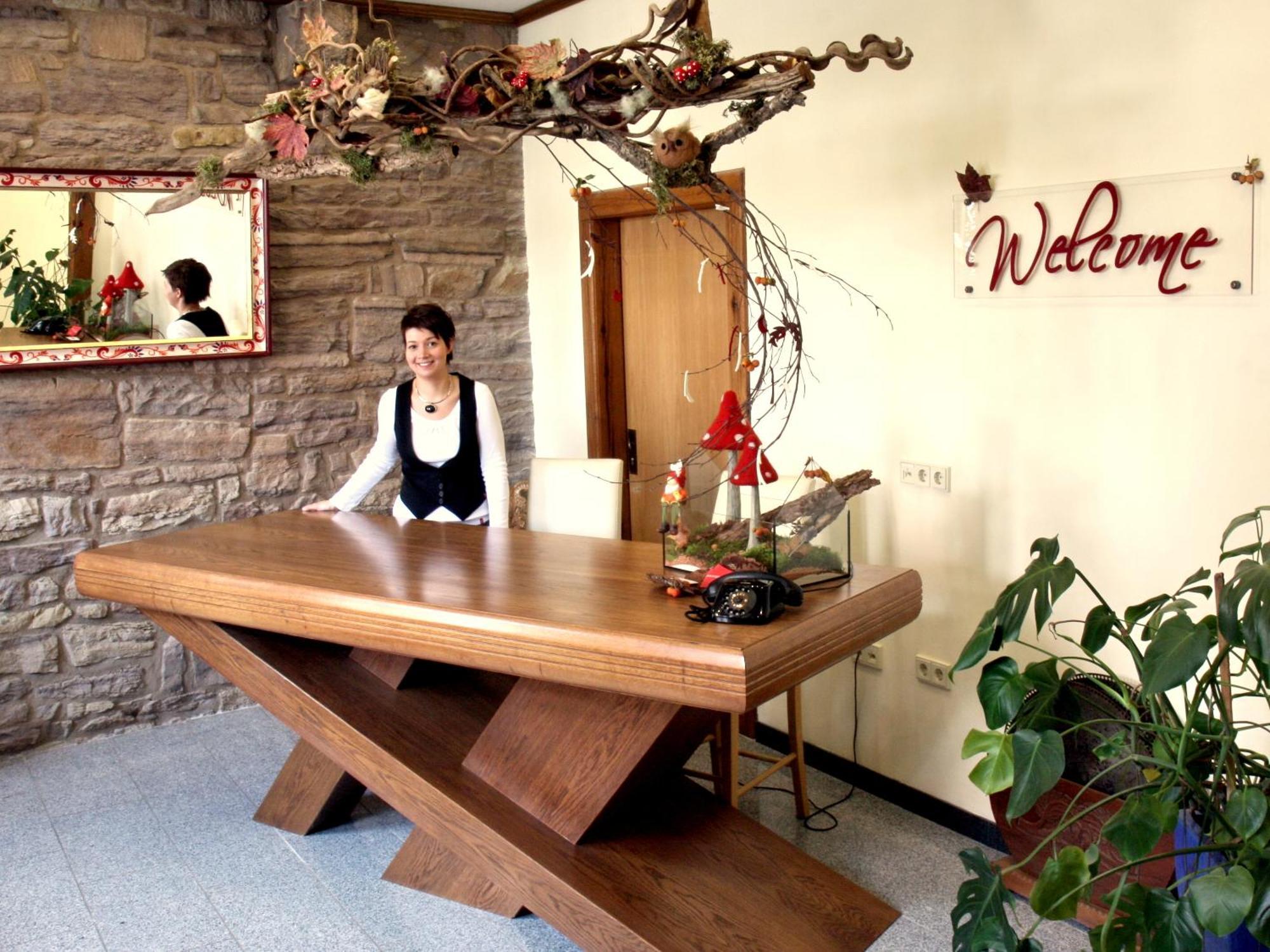 Hotel Deutsches Haus Хамелбург Екстериор снимка