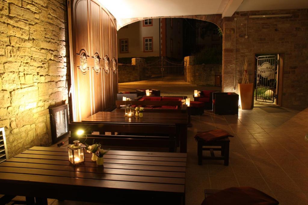 Hotel Deutsches Haus Хамелбург Екстериор снимка
